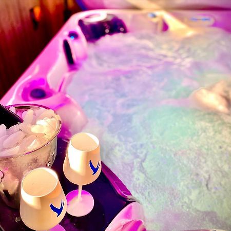 Beautiful Hot Tub Suite In Lytham St Annes Buitenkant foto